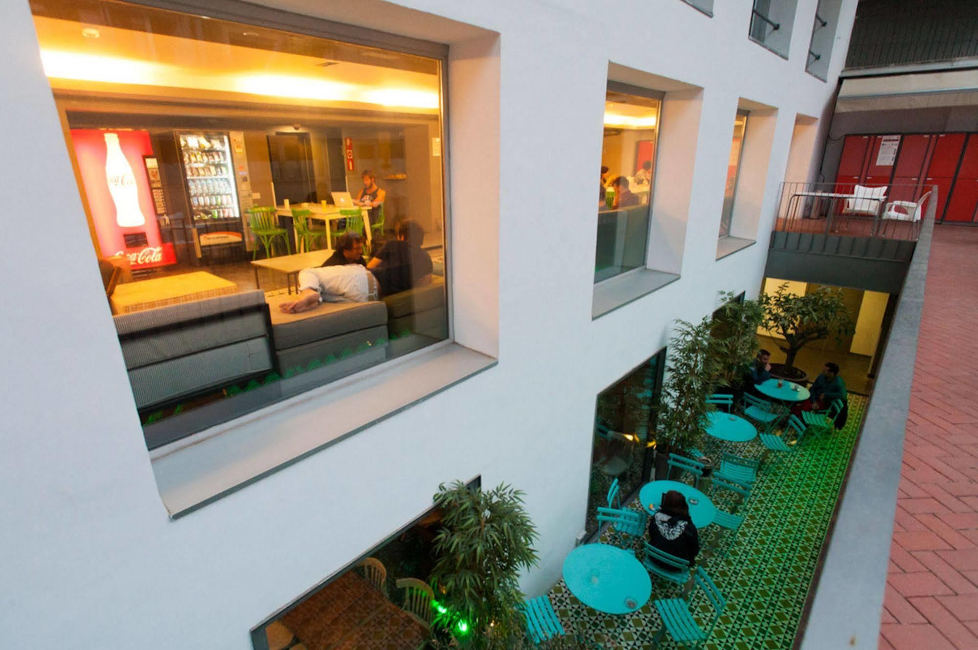St Christopher'S Inn Barcelona Exterior photo